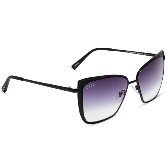 DIFF Grace Sunglasses Matte Black Frame Grey Gradient Lenses Sharp Cateye NIB - Picture 3 of 8